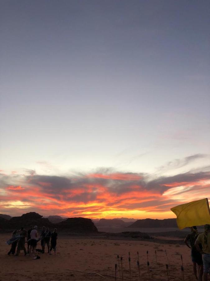 Wadi Rum Starlight Camp Экстерьер фото