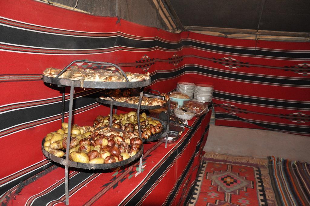 Wadi Rum Starlight Camp Экстерьер фото