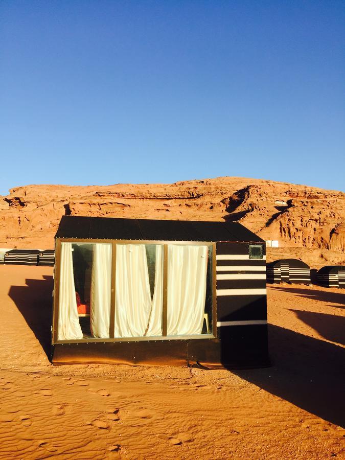 Wadi Rum Starlight Camp Экстерьер фото